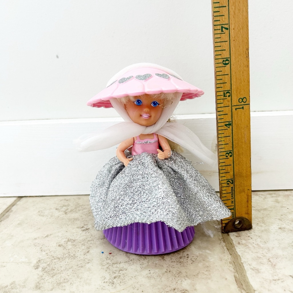 Vintage 90’s Tonka corp. Cupcake Doll Sugar ‘n’ Shine Crystal Doll - Picture 2 of 9